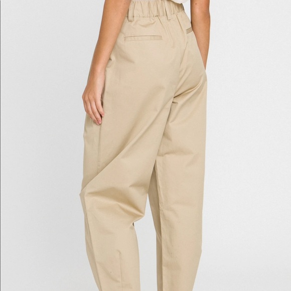 GREY LAB Pleated Slouchy Pants - Picture 6 of 6